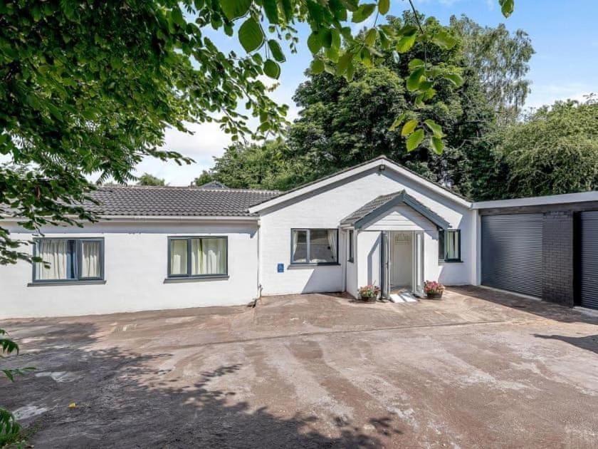 Forest Side Cottage Nottingham Exterior photo
